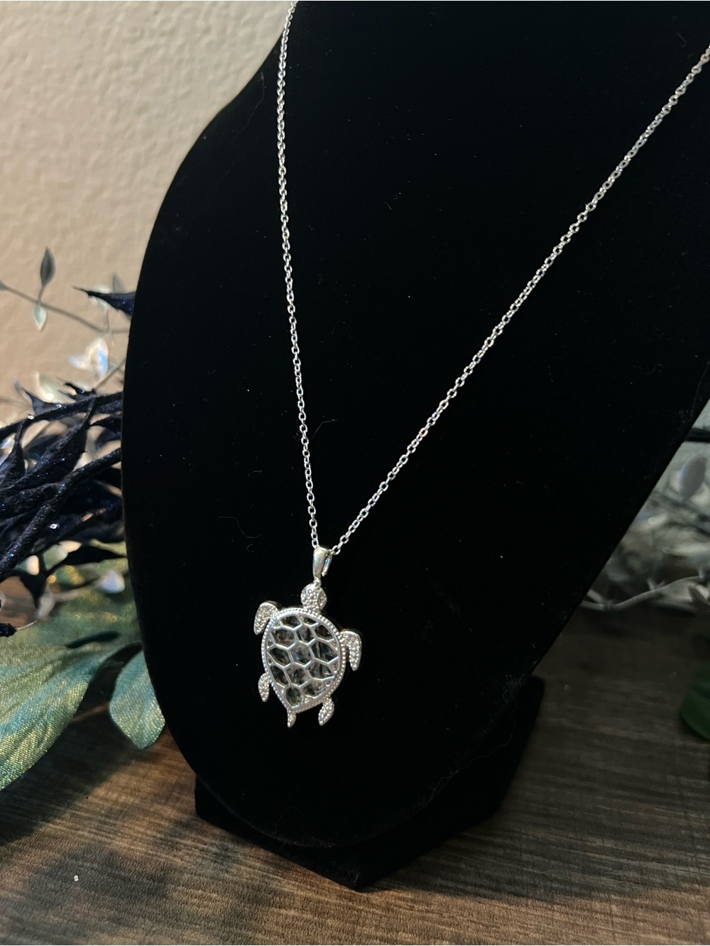Silver Turtle abalone shell Pendant Necklace - Women's Jewelry handcrafted